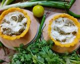 A picture of step 6 of Mixed Saag Filled Cheezy Makka Tarts.