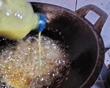 Foto langkah ke 7 dari resep Ayam Goreng Kremes.