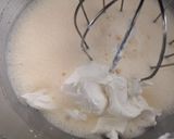 A picture of step 4 of Peach and Mascarpone Soft Cake.