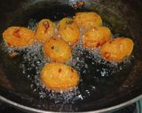 A picture of step 4 of Leftover Rice Cutlets.