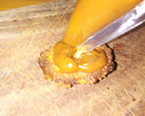 Foto del paso 3 de la receta: Alfajores de coco y dulce de leche