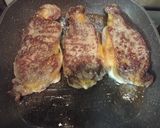 Foto del paso 2 de la receta: Bife de entrecot con papines salteados