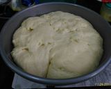 Foto langkah ke 4 dari resep Roti Sobek lembut no mixer.