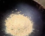 A picture of step 1 of Masala oats.