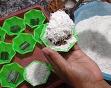 Foto langkah ke 3 dari resep Kue Awug Awug Gula Merah.