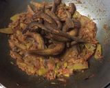 A picture of step 9 of Patya little eel fish gravy.