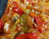 Foto del paso 2 de la receta: Merzluza, con calamar y pisto