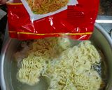 Foto langkah ke 2 dari resep Mie kuah jamur kuping.