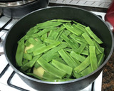 Foto del paso 3 de la receta: Rape a la plancha con puré de judía verde con patatas