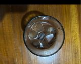 Foto langkah ke 3 dari resep Salted Caramel Ice Chocolate.