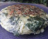 Foto del paso 3 de la receta: Tortilla de acelga, papa y queso