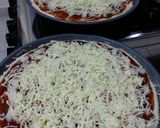 Foto langkah ke 3 dari resep Pizza anti gagal a-la Indi.