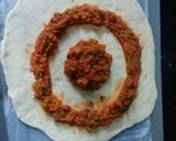 A picture of step 4 of Pavbhaji sunflower bread.