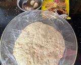 Foto langkah ke 3 dari resep Garlic Cheese Bread.