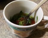 Foto del paso 2 de la receta: Ensalada de espinaca con huevos
