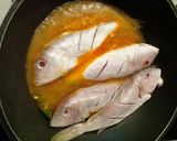 Foto langkah ke 2 dari resep Seri Seafood. Terisi Kuah Nanas Khas Palembang.
