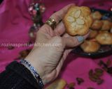 A picture of step 7 of Almond Biscuit   بیسکویت بادامی.