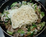 A picture of step 4 of Quick and Light Japanese-Style Seafood Yaki Udon (10 Minutes).