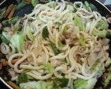 A picture of step 5 of Quick and Light Japanese-Style Seafood Yaki Udon (10 Minutes).