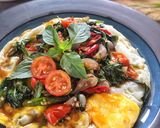 Foto langkah ke 5 dari resep Telur ceplok kemangi.