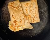 स्टफ एग पराठा (egg paratha recipe in marathi) रेसिपी स्टेप 3 फोटो 