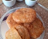 A picture of step 5 of Chicken kachori.