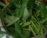 Foto langkah ke 5 dari resep Asem Asem Ikan Patin Kangkung.