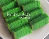 A picture of step 9 of Evergreen Layer Cake.