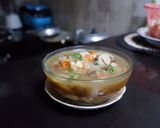 Foto langkah ke 7 dari resep Sup Jamur Kancing Gurih.