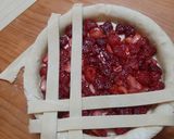 Foto del paso 15 de la receta: Tarta de frambuesas, fresas y manzana estilo americano