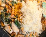 Foto del paso 4 de la receta Pollo con Pasta a la Toscana