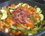 Foto del paso 2 de la receta: Pasta con verduras veraniegas y tahini