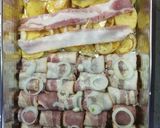 Baconbe tekert máj fűszeres burgonyával,hagymával recept fázis 2 fotója