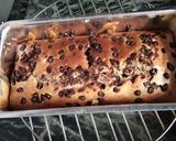 A picture of step 10 of Choco chip ombre cake (eggless).