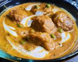 A picture of step 10 of Lauki and carrot kofta curry.