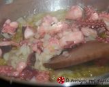 A picture of step 3 of Octopus with Elbow Macaroni.