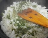 Foto del paso 3 de la receta: Merluza en salsa de vino dulce