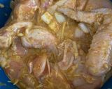 Foto langkah ke 2 dari resep Ayam goreng kari.
