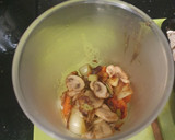 Foto del paso 4 de la receta: Redondo de ternera en salsa con champiñones