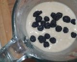 A picture of step 4 of Blueberry Pancake.