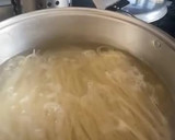 Foto del paso 3 de la receta: Noodles de arroz con gambones y verduras