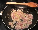Foto del paso 6 de la receta: Milanesa de pollo parmesano sobre pasta pomodoro