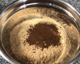 Foto del paso 2 de la receta: Bolitas de manjar y cacao (cocadas de manjar y cacao)