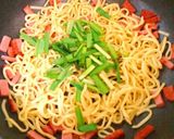 A picture of step 5 of Okinawa Soba Salt Yakisoba.