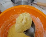Foto langkah ke 5 dari resep Roti Goreng Crispy Sederhana Tanpa Mixer.
