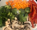Foto del paso 1 de la receta: Salteado tipo wok de verdura