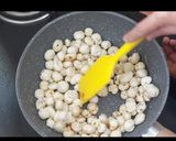 A picture of step 4 of Quick makhana snacks.