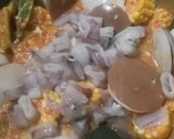 Foto langkah ke 6 dari resep Seafood Saus Padang.