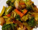 A picture of step 8 of Mix veggies fry.
