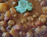 લીલા ચણા ને બટેકા નું શાક (Green Chana Bataka Shak Recipe In Gujarati) રેસીપી સ્ટેપ3ફોટો